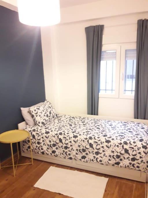 Piso Reformado 3 Habitaciones Sevilla Kültér fotó