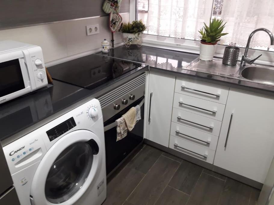 Piso Reformado 3 Habitaciones Sevilla Kültér fotó